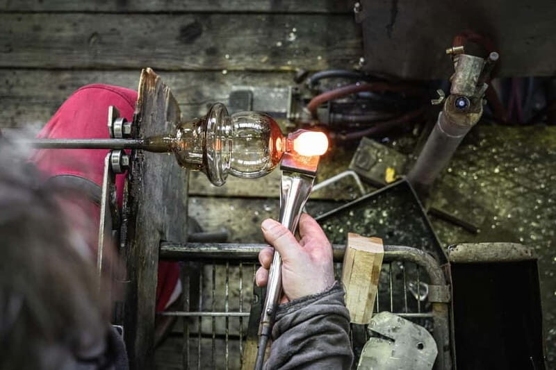 Karlovy Vary: Moser Glassworks Tour with Museum Entry - Key Points