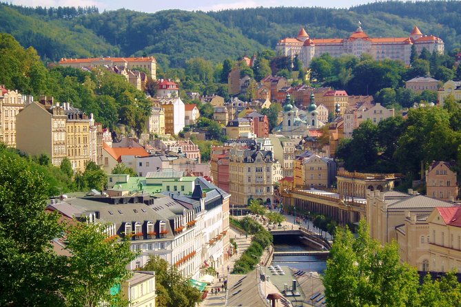 karlovy-vary-the-town-of-spas-mineral-springs-and-relaxation