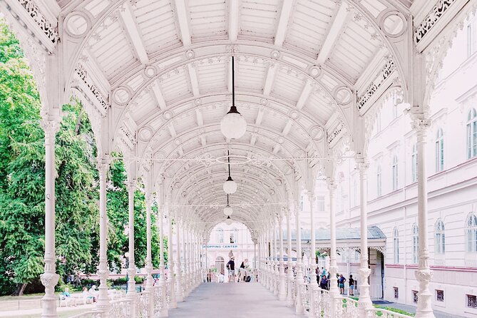 karlovy-vary-visit-the-most-beautiful-spa-town-in-private-tour