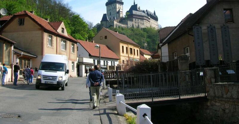 karlstejn-castle-crystal-manufactory-private-tour