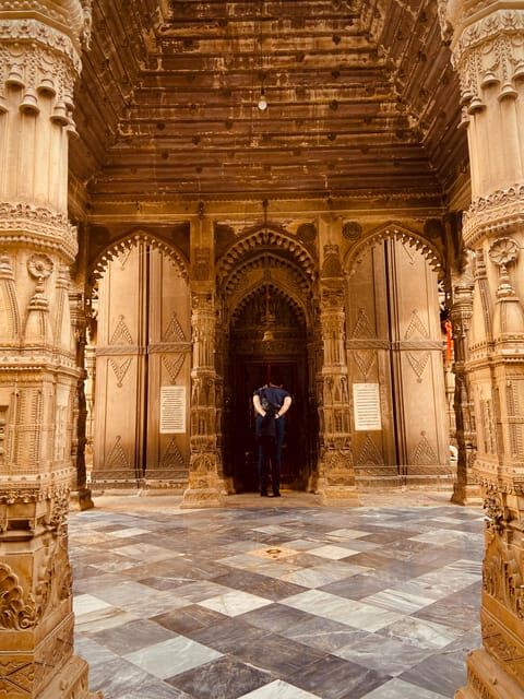 Kashi :: Heritage Walk into old city with morning boat ride - Practical Details: What to Expect