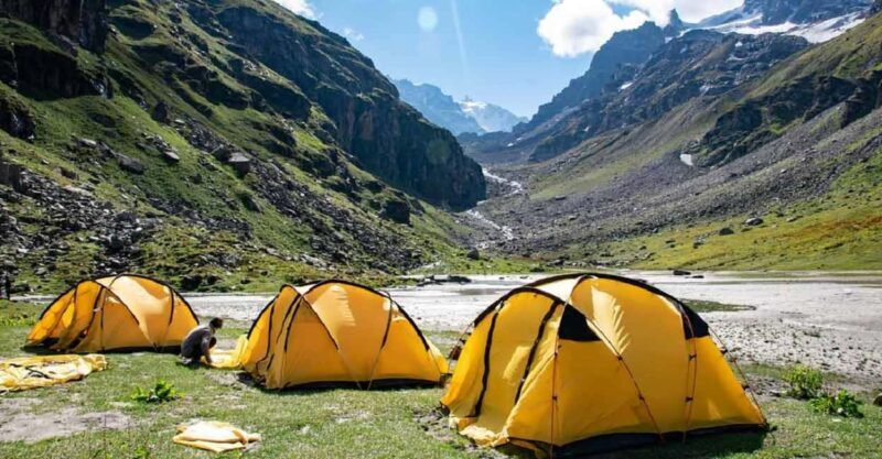 Kasol-Kullu Escape: A Backpacker Trek with Local Touch 6D/5N - Transportation and Group Size