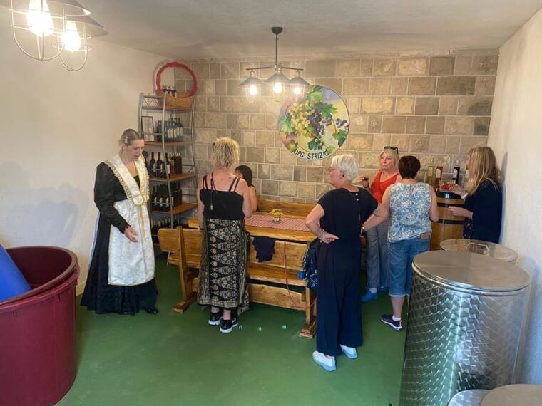kastela-wine-olive-tasting-tour-w-delicacies-live-music