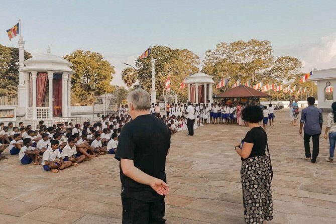 Kataragama City to Colombo (CMB) Airport Private Transfer - Why Opt for a Private Transfer?