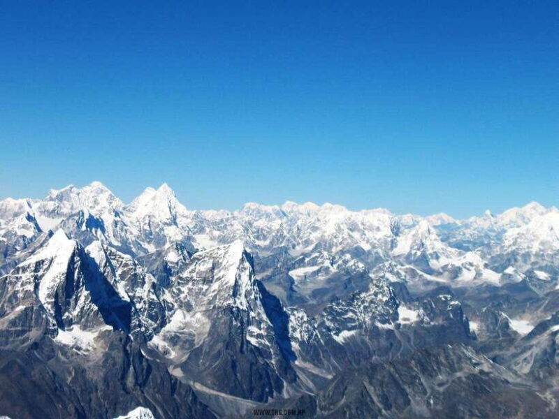 kathmandu-1-hour-mount-everest-flight-with-private-transfer