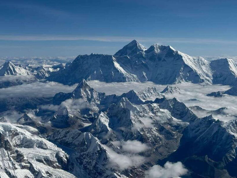 kathmandu-1-hour-mount-everest-flight-with-private-transfer