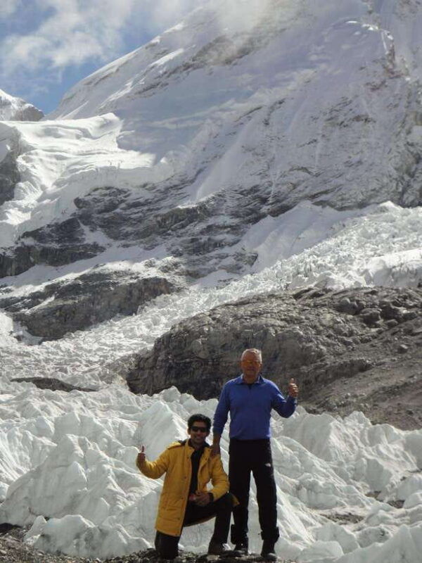 kathmandu-14-day-everest-base-camp-with-kala-patthar-trek-2