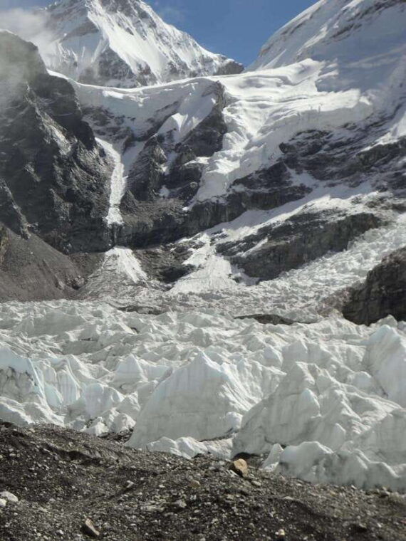 kathmandu-14-day-everest-base-camp-with-kala-patthar-trek-2