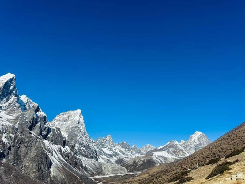 Kathmandu: 18-Day Island Peak Climb & Everest Base Camp - An In-Depth Look at the 18-Day Everest & Island Peak Adventure
