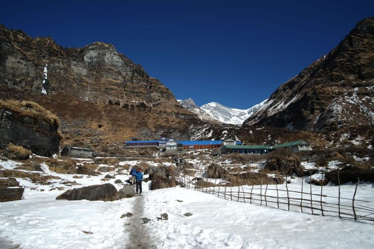 kathmandu-7-day-annapurna-base-camp-via-poonhill-hot-spring