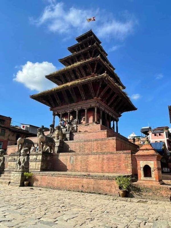 kathmandu-bhaktapur-and-nagarkot-sunrise-to-sunset-tour