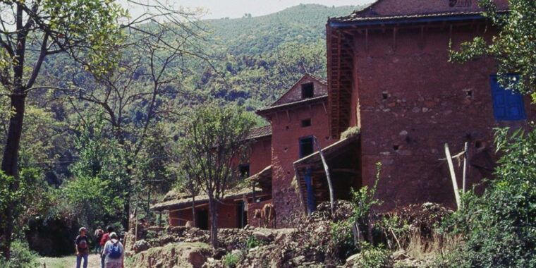 kathmandu-chisapani-nagarkot-3-days-2-nights-trek