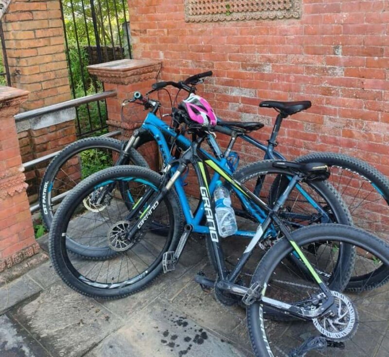 Kathmandu: Cycling Food Tour with Breakfast and Lunch - Key Points