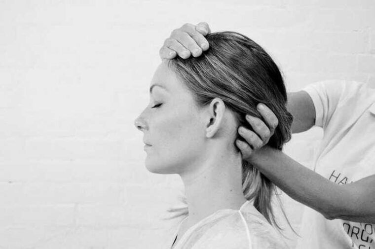 kathmandu-deep-hair-oil-massage-wash-blow-dry-in-thamel