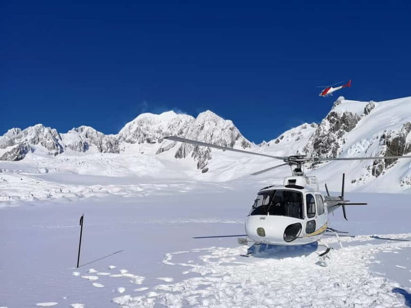 Kathmandu: Everest Base Camp Helicopter Tour with Breakfast - The Sum Up