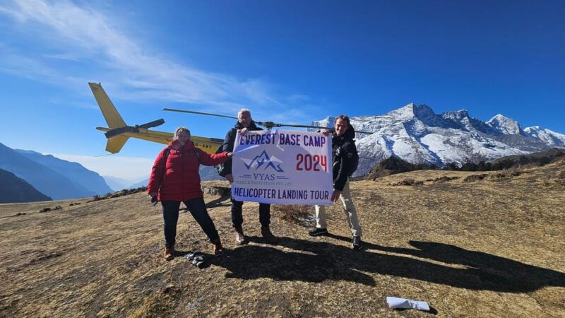 kathmandu-everest-helicopter-tour-with-guaranteed-landing