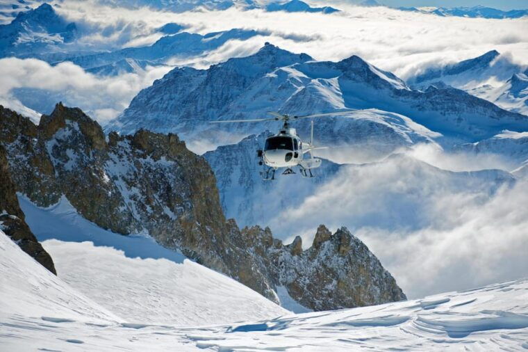 kathmandu-everest-helicopter-tour-with-guaranteed-landing