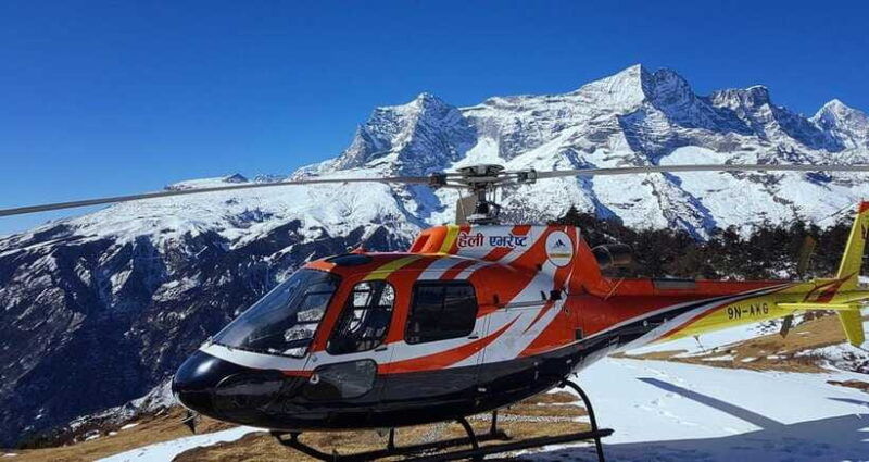 kathmandu-everest-helicopter-tour-with-landing-at-hev