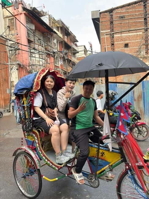 Kathmandu: Food, Drink and Shopping Rickshaw Tour - Key Points