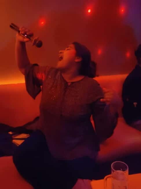 Kathmandu: Guided Pub Crawl with Shots and Dinner - Why This Tour Works Well