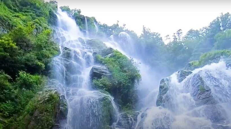 kathmandu-motorcycle-tour-to-tindhare-waterfall