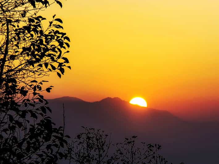 kathmandu-nagarkot-sunrise-view-tour-and-hike-changunarayan