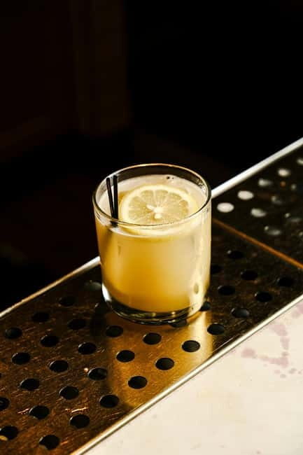 Kathmandu: Nightlife and Pub Crawl Tour - Key Points