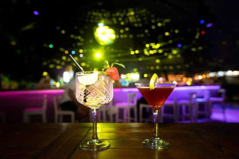 kathmandu-nightlife-tour-pub-crawl