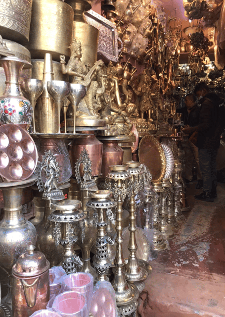 kathmandu-palace-garden-market-stupa-near-thamel-tour