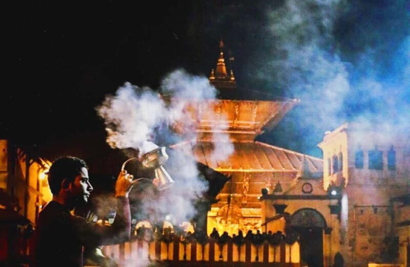 Kathmandu: Pashupatinath Aarati & Cremation Evening Tour - The Nighttime Rituals