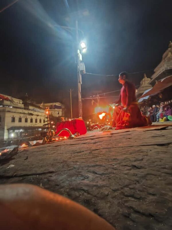 Kathmandu: Pashupatinath Temple Evening Aarati & Cremation - The Setting and Atmosphere of Pashupatinath