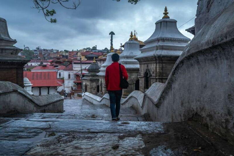 kathmandu-pashupatinath-temple-evening-aarati-tour