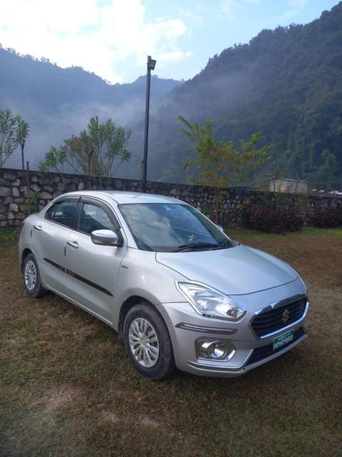 kathmandu-pokhara-private-car