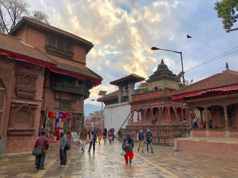 kathmandu-street-food-with-walking-tour