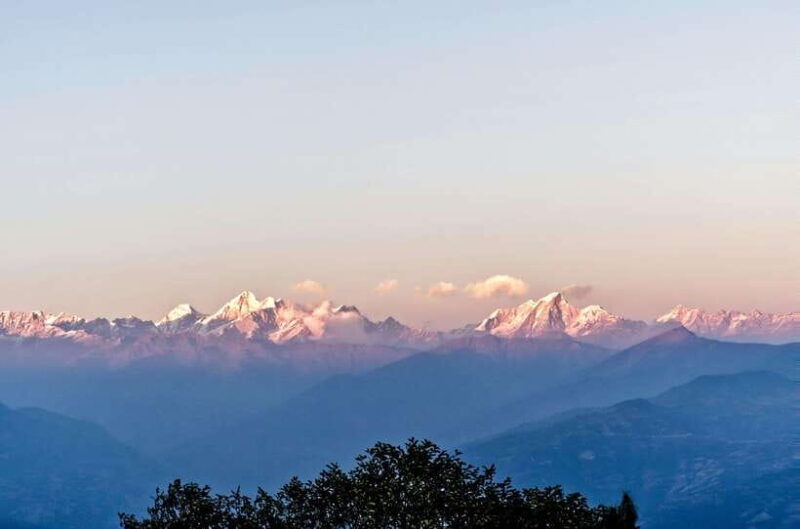 kathmandu-sunrise-at-nagarkot-hiking-to-changunarayan