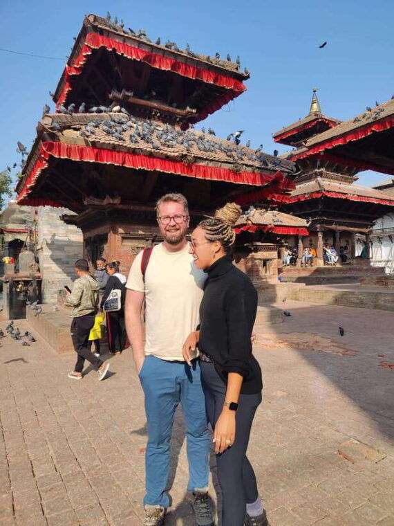 kathmandu-tour-bus-unguided-full-day-trip