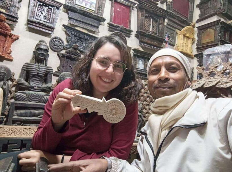 kathmandu-wood-carving-workshop-with-local-artisan-inthamel