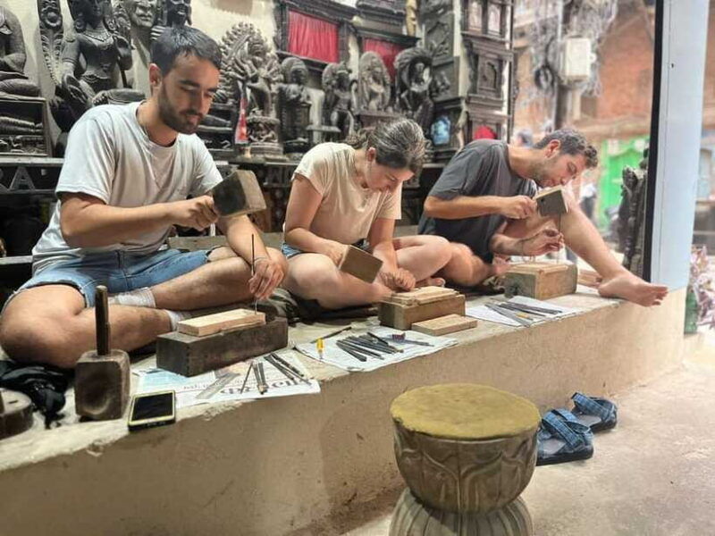 kathmandu-wood-carving-workshop-with-local-artisan-inthamel