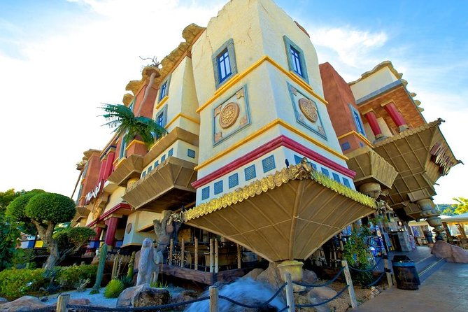 katmandu-park-entrance-with-transfers