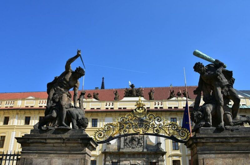 katowice-1-day-trip-to-prague-private-guided-tour
