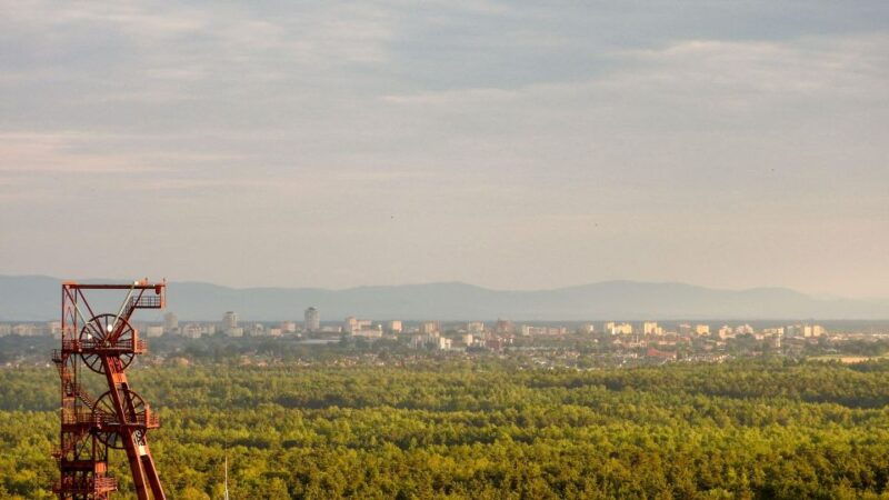 katowice-express-walk-with-a-local-in-60-minutes