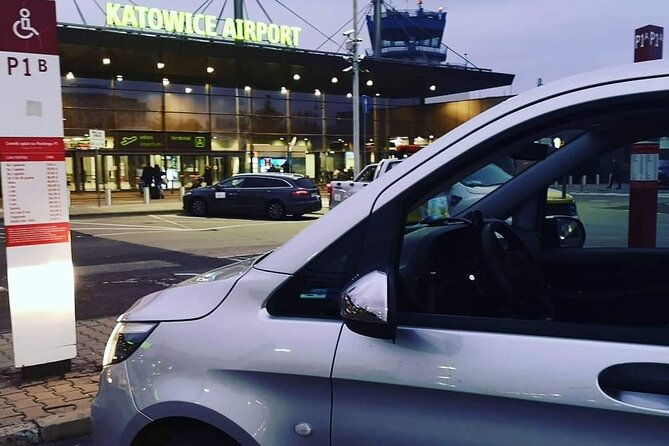 katowice-ktw-airport-krakow-city-krakowairport-private-transfer