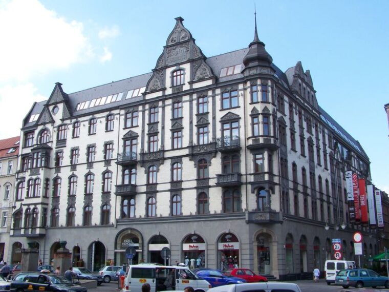 katowice-old-town-highlights-private-walking-tour-2