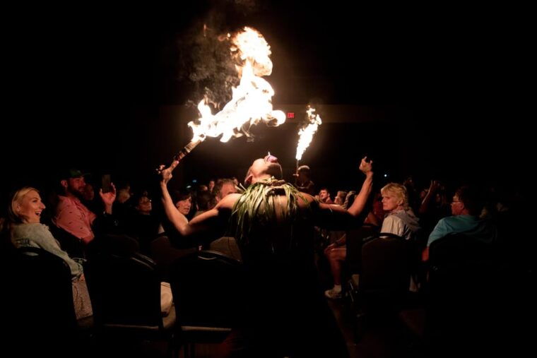 kauai-ahi-uila-fire-show-with-dinner-option