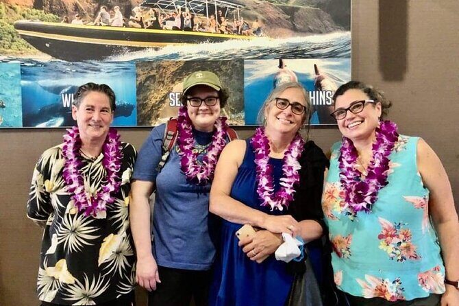 Kauai Airport Lei Greeting - What Is the Kauai Airport Lei Greeting?