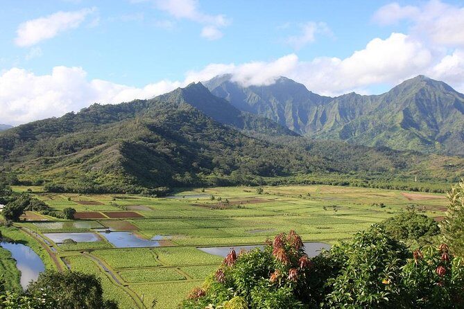 Kauai: Hawaii Movie Tour - Stop 1: Wailua Falls