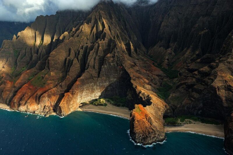 Kauai: Hughes 500 4-Passenger Doors-Off Helicopter Flight - Who Will Love This Experience?
