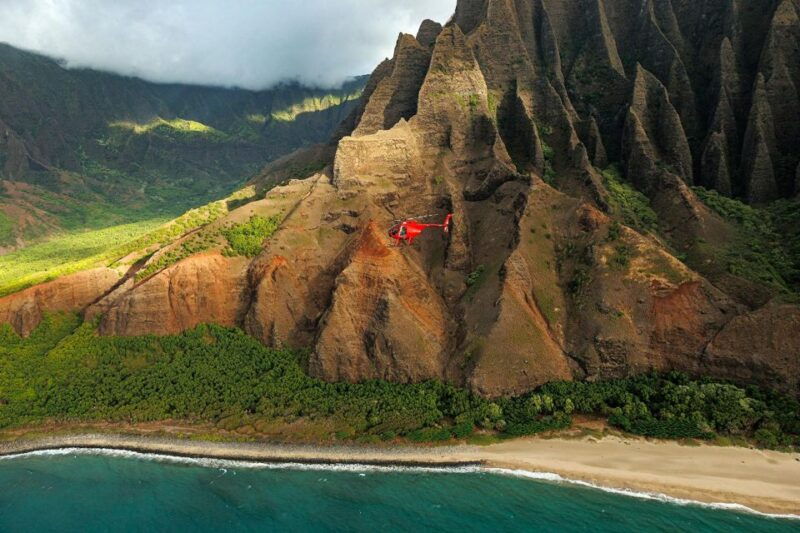 kauai-hughes-500-4-passenger-doors-off-helicopter-flight