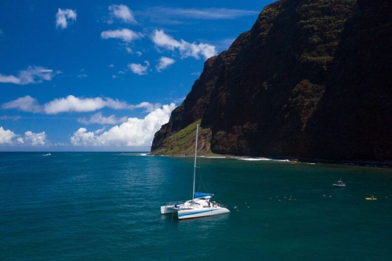 kauai-napali-coast-sail-snorkel-tour-from-port-allen