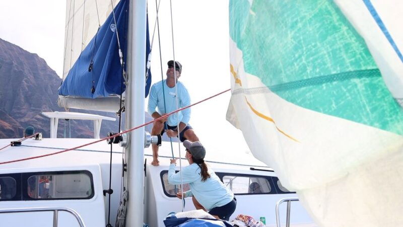 kauai-napali-coast-sunset-sailboat-tour-with-dinner